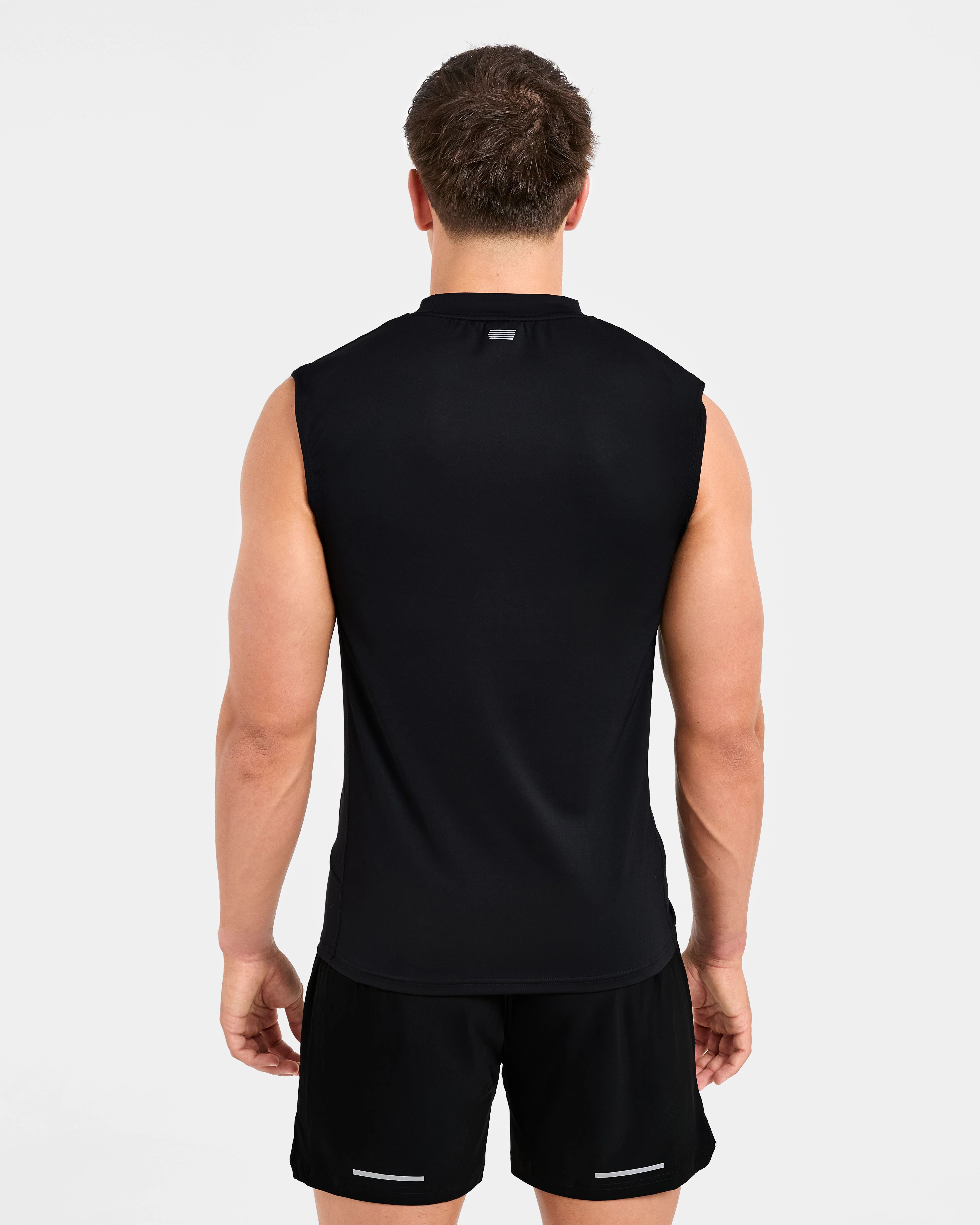 Run Slim Tank - Black - Image 2