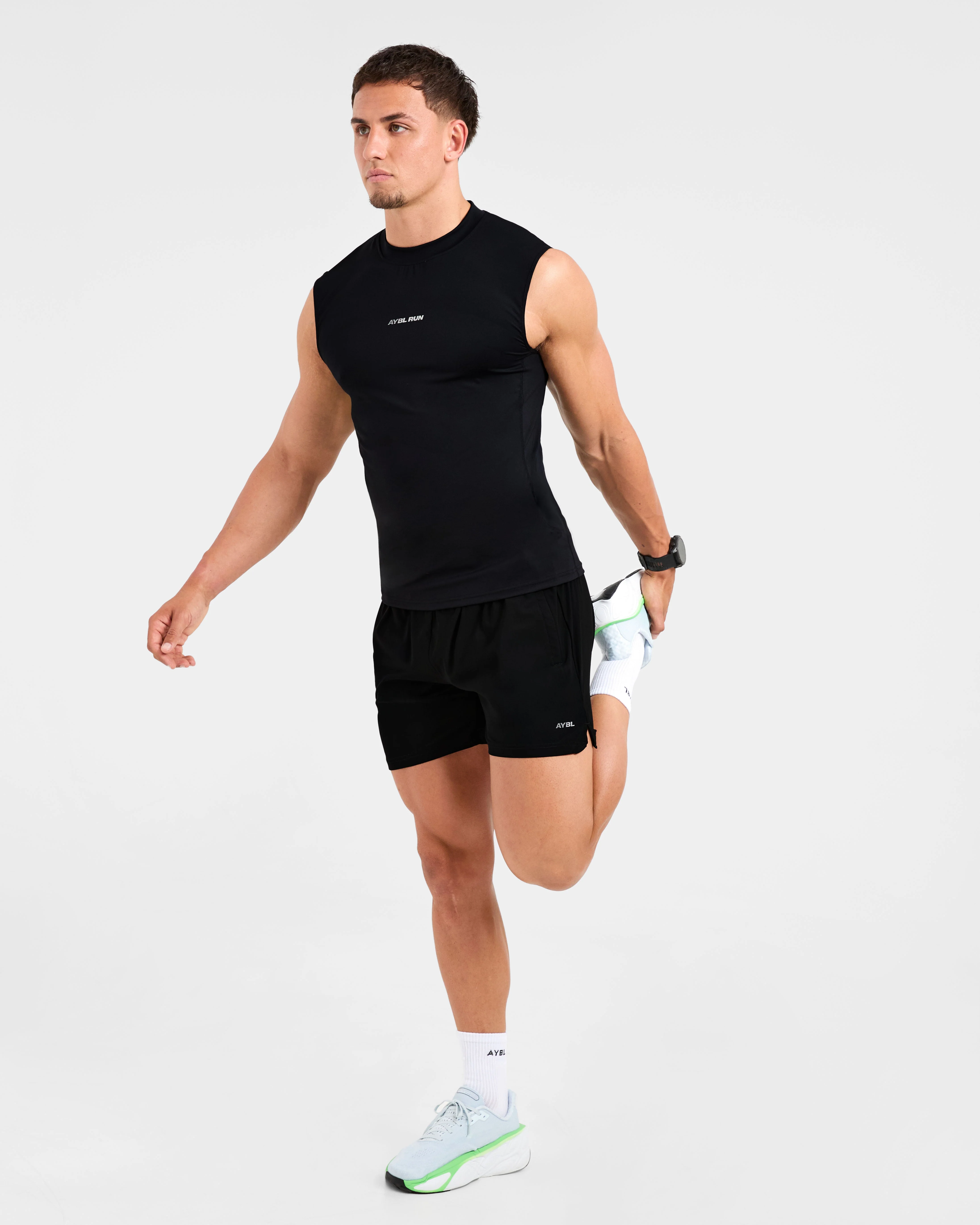 Run Slim Tank - Black - Image 7