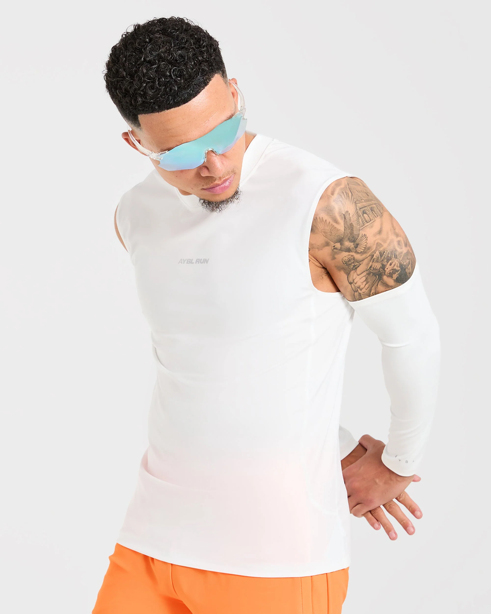 Run Slim Tank - White - Image 7