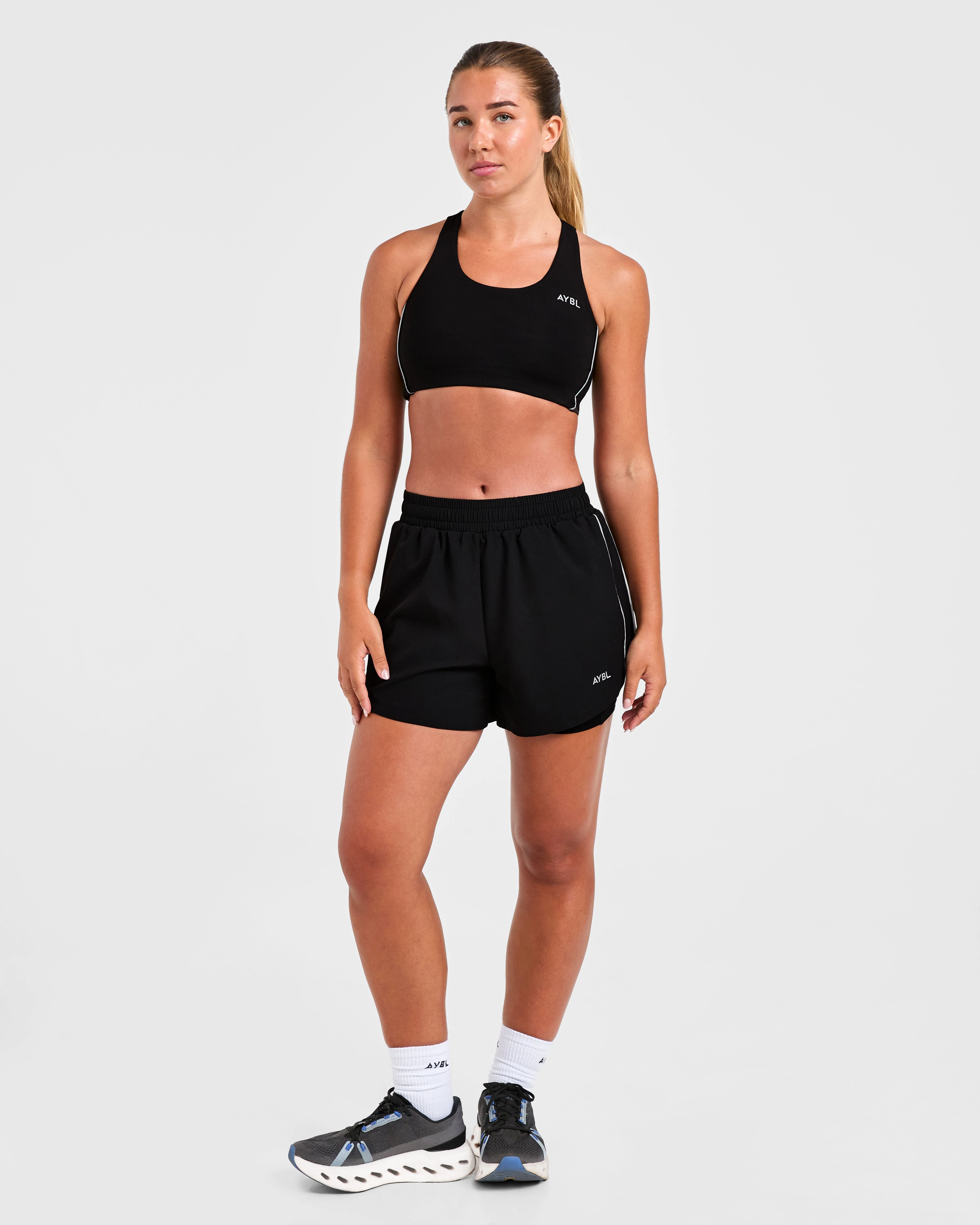 Run Sports Bra - Black - Image 3