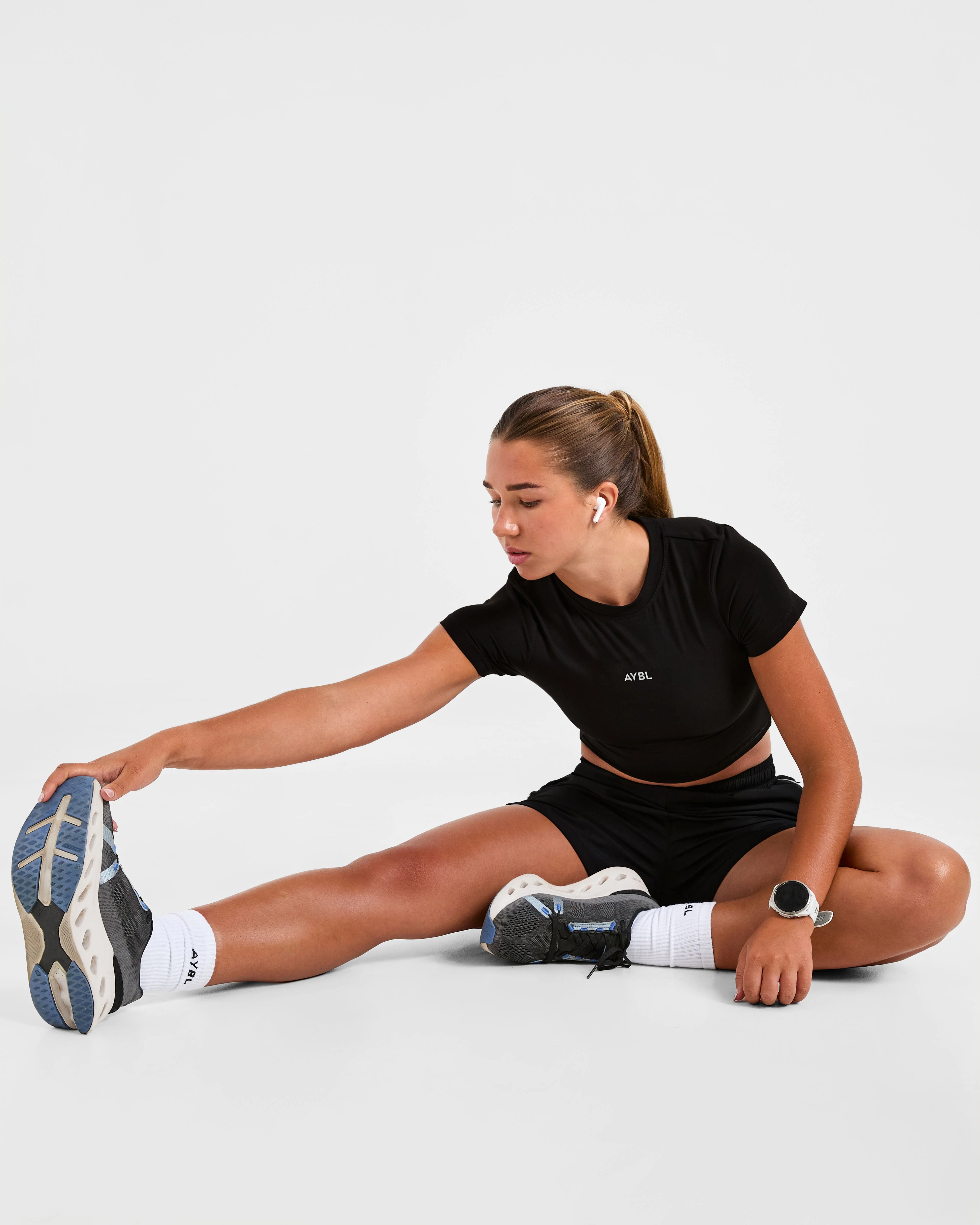 Run Top - Black - Image 8