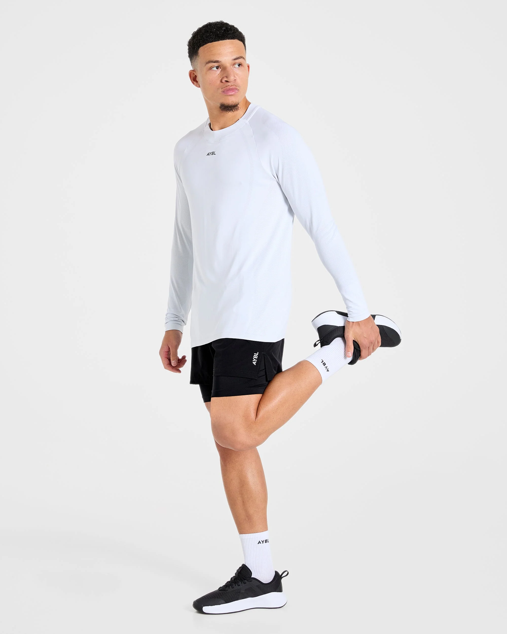 Signature 2 in 1 Shorts - Black - Image 8