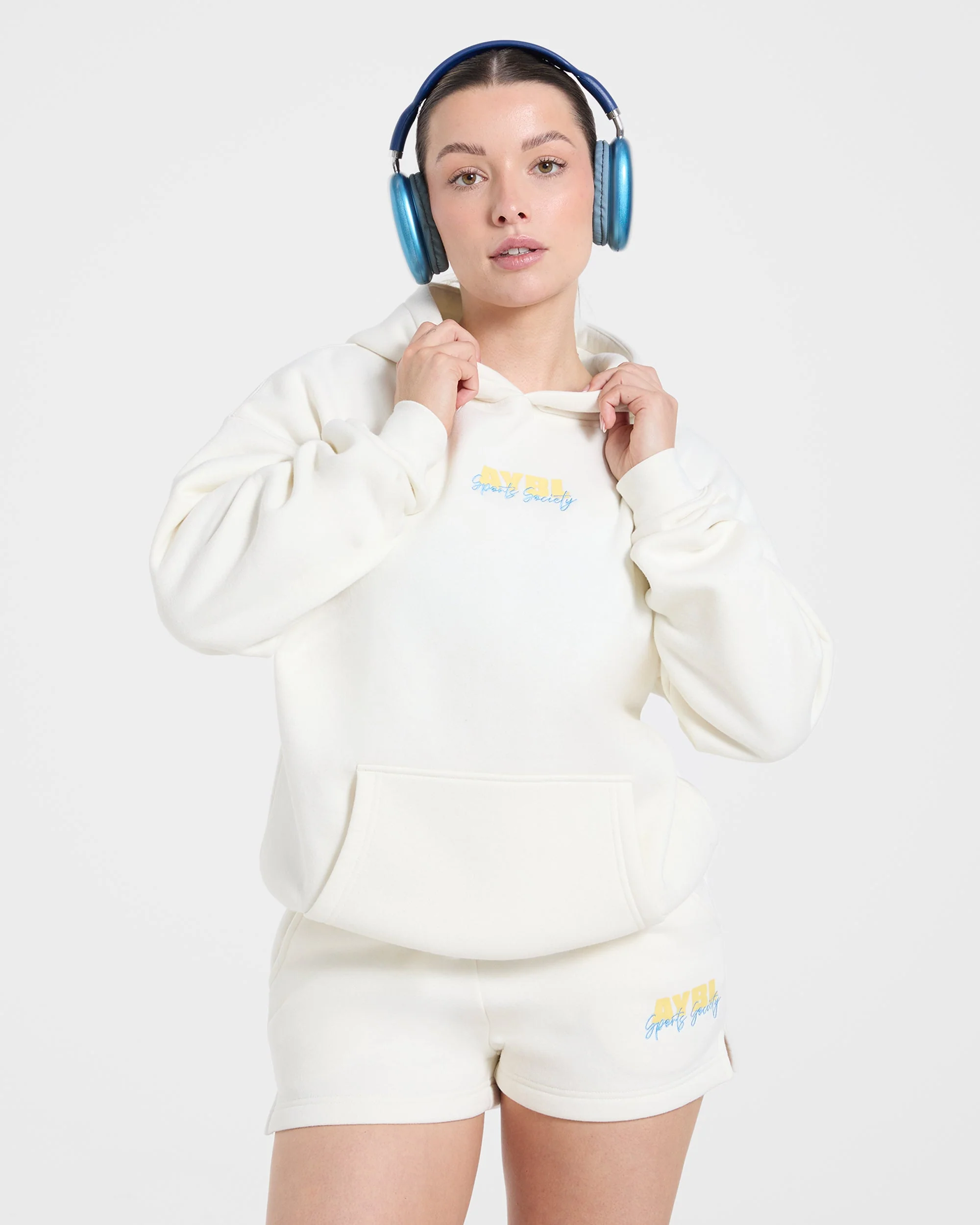 Sports Society Oversized Shorts - Off White - Image 7