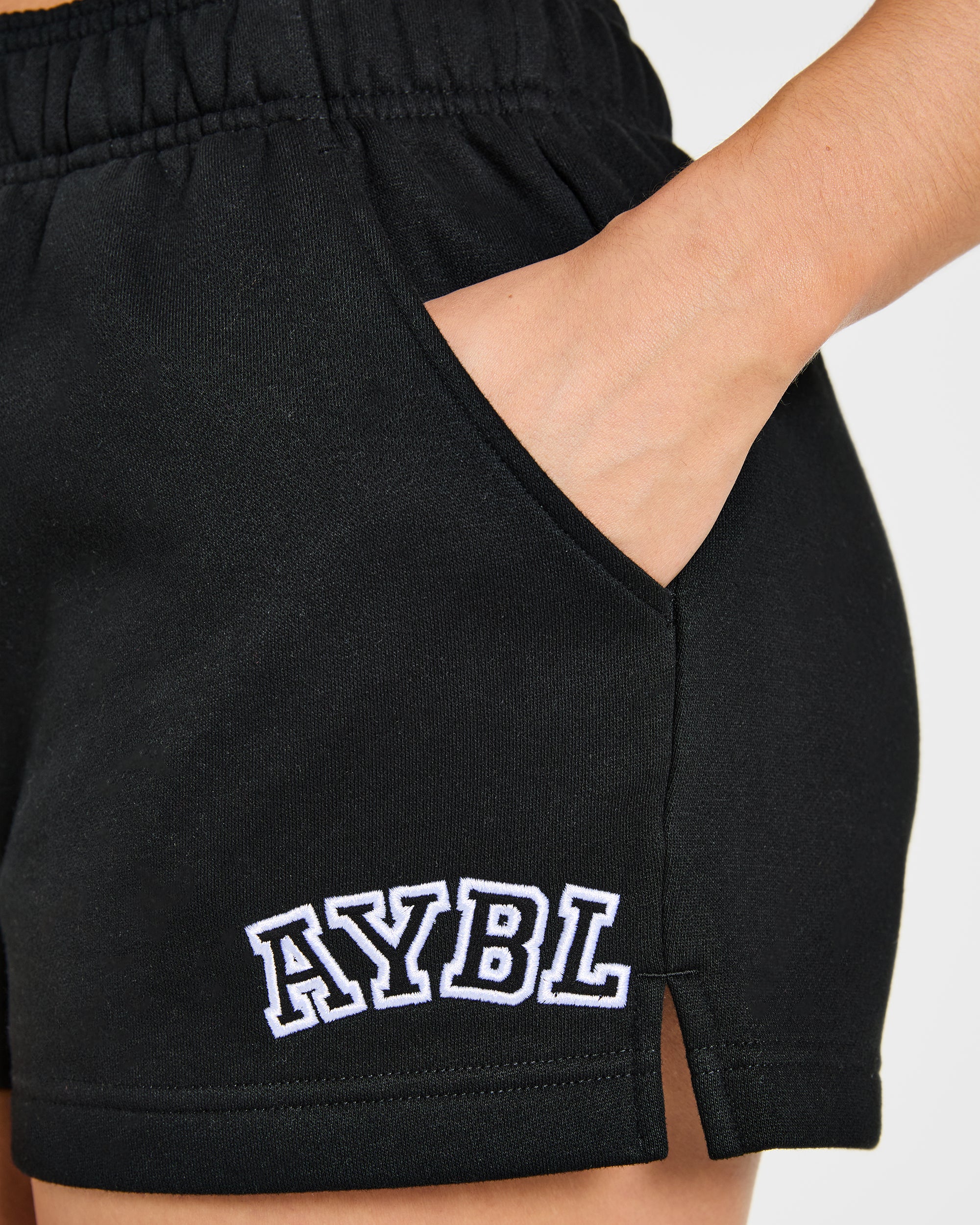 Varsity 2.0 Oversized Shorts - Black - Image 6
