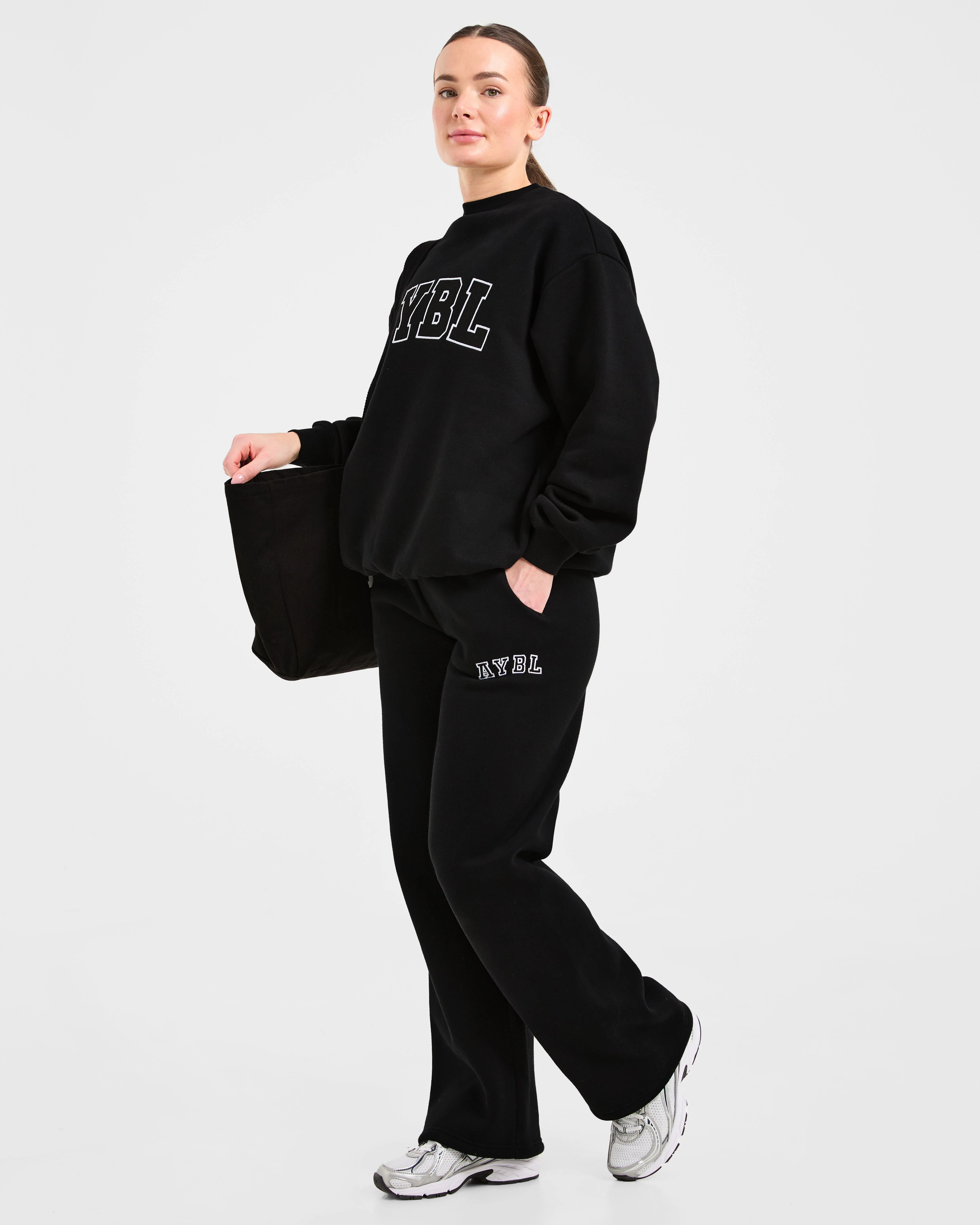 Varsity 2.0 Oversized Sweatshirt - Black - Image 7